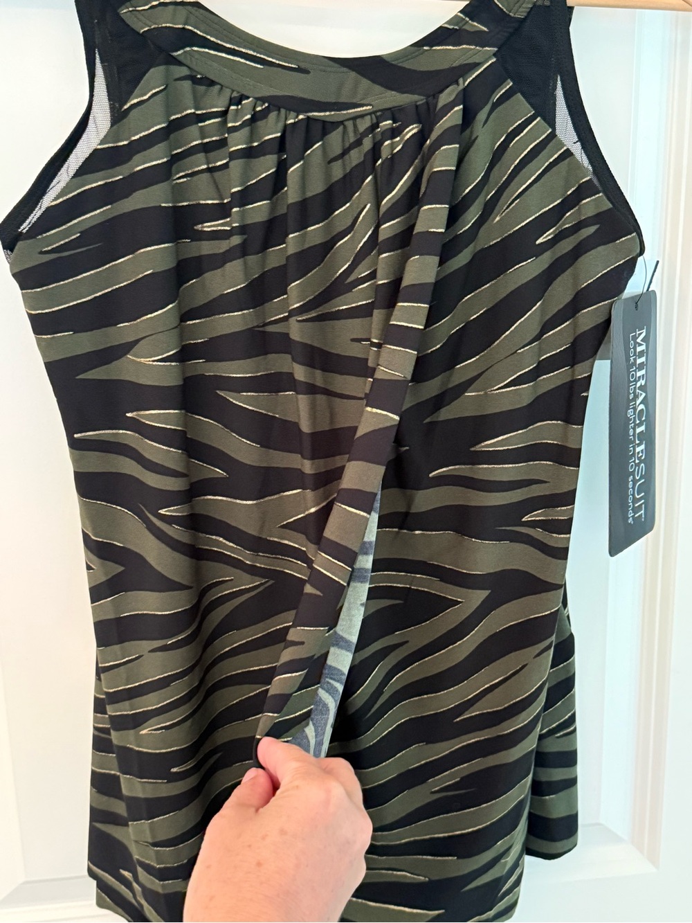 Miraclesuit Seabra Ursula Tankini Top Size 12 Olivetta Green Underwire Swim NWT - Picture 3 of 10